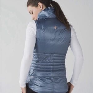 Lululemon Fluffin Awesome Down Filled Vest- Size 4